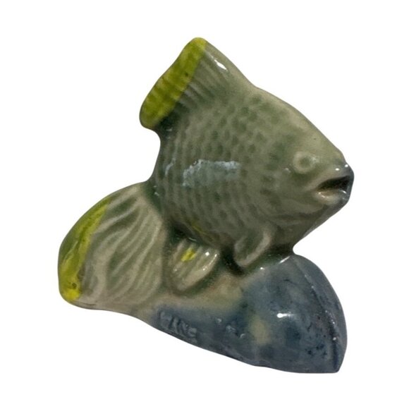 Vintage Wade Wimsies England Green & Yellow Tropical Angel Fish Figurine Mini - Picture 1 of 6